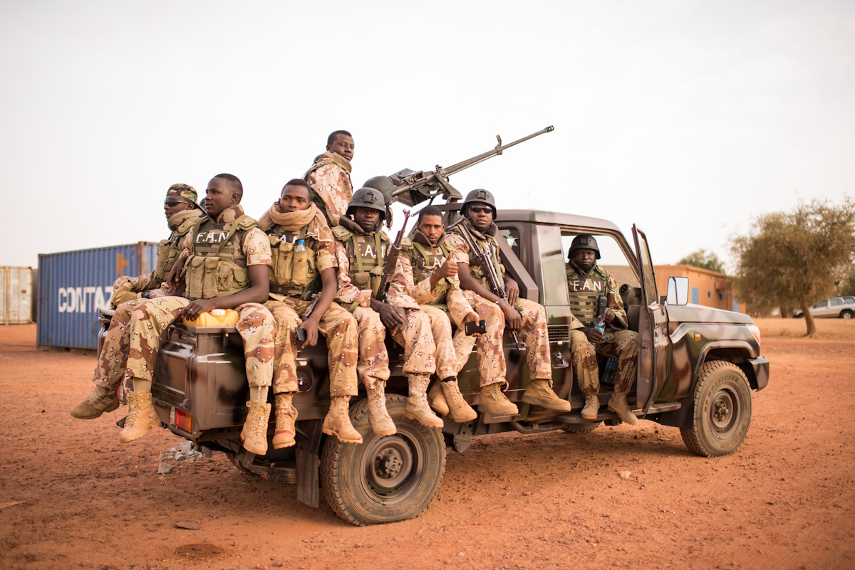 Reforzando la estrategia de contrainsurgencia en el Sahel