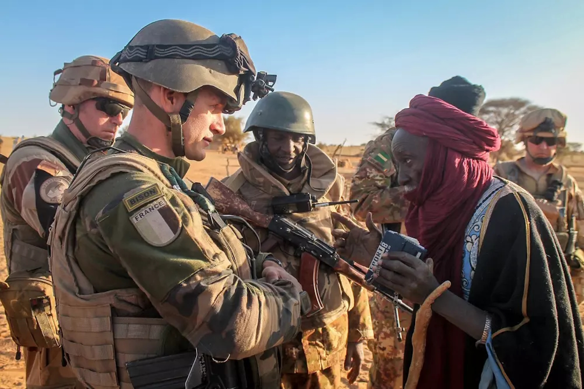 Insurgencia en el Sahel: Lo que los responsables políticos deberían hacer de forma diferente para lidiar con el conflicto