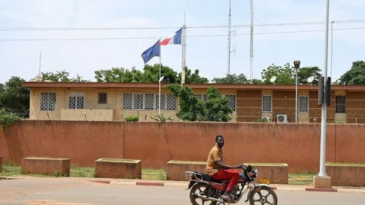 Con el cierre de la embajada francesa en Níger, África Occidental traza un nuevo rumbo