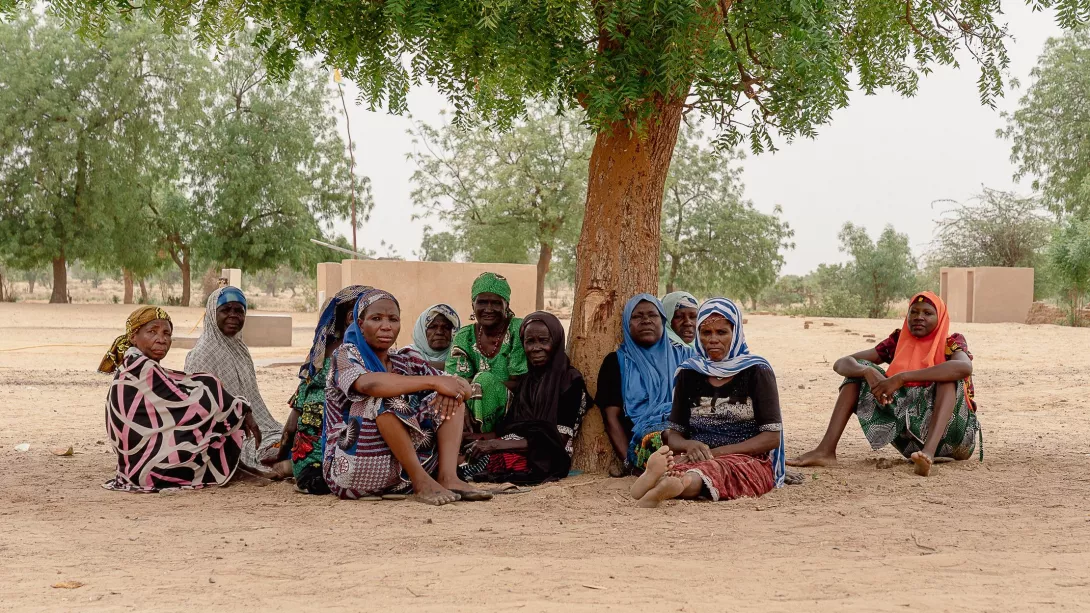 Cultivar la resiliencia: cómo las mujeres están transformando los campos de refugiados en Chad