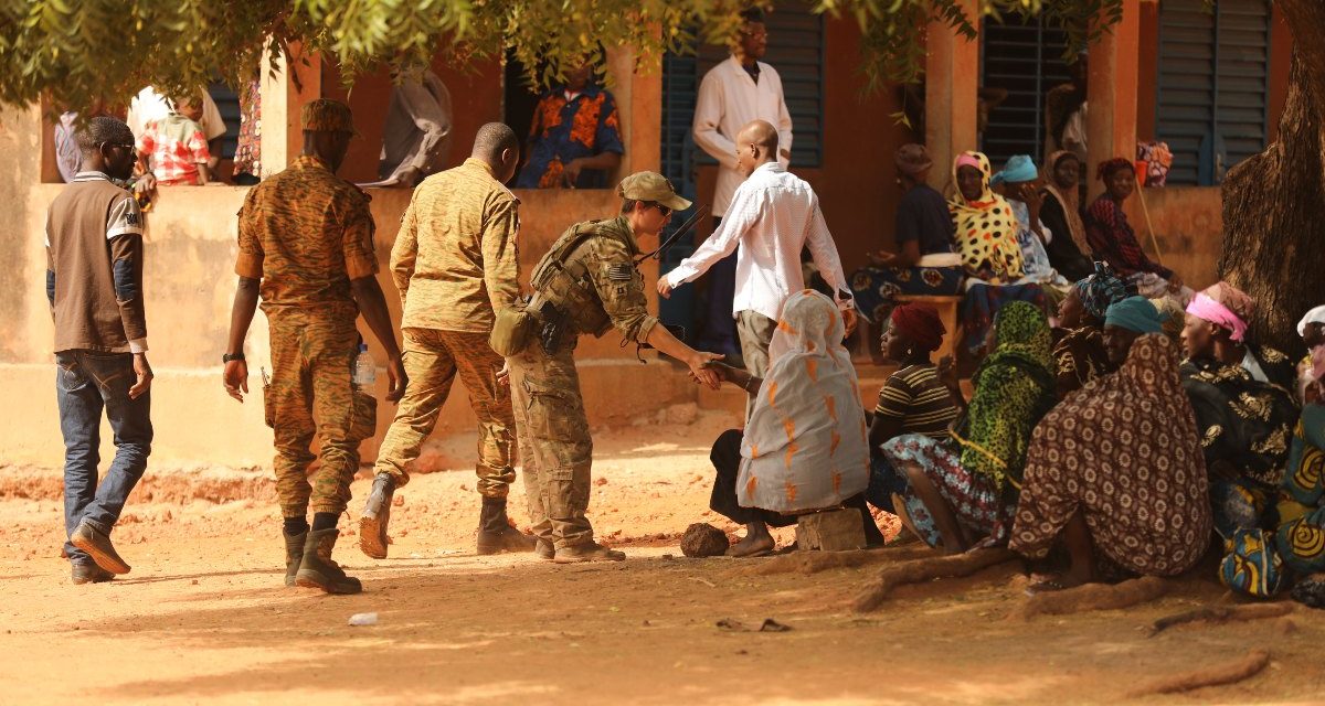 El yihadismo se extiende a los Estados ribereños del Golfo de Guinea y es necesario un nuevo enfoque para combatirlo