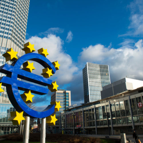 Tensiones Geopolíticas y Riesgos Financieros: La Zona del Euro Frente a un Nuevo Orden Mundial