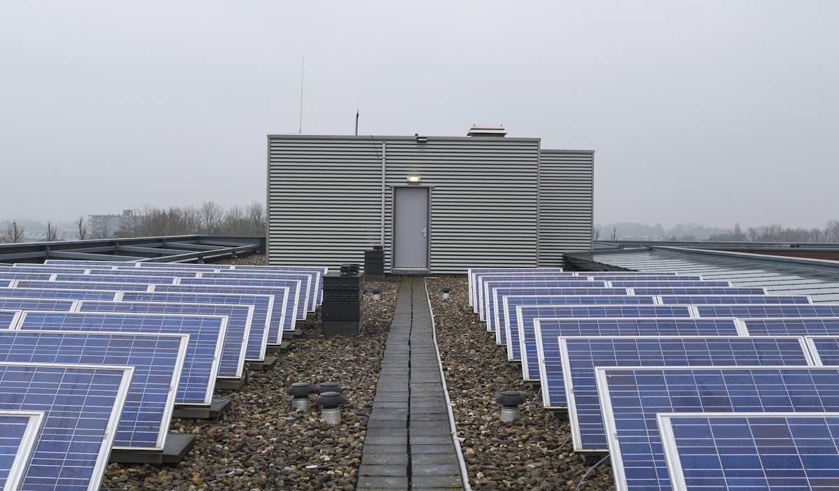 Almacenamiento de energía en edificios: La nueva frontera de la planificación urbana contemporánea