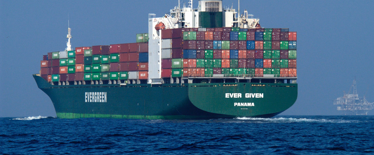 Riesgos y desafíos del transporte marítimo mundial ante una creciente tormenta geopolítica y estructural