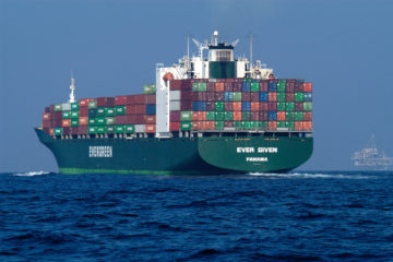 Riesgos y desafíos del transporte marítimo mundial ante una creciente tormenta geopolítica y estructural