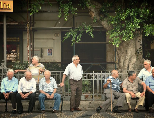 El Envejecimiento No Es una Crisis: Es la Oportunidad del Siglo XXI