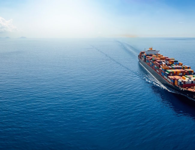 Tormenta en Alta Mar: Cómo la Geopolítica y los Aranceles Redibujan el Mapa del Comercio Marítimo Global