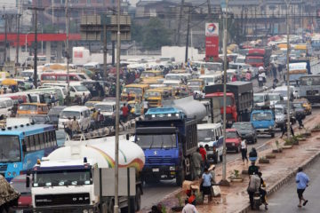Las carreteras de la frustración en África: el coste oculto del caos urbano