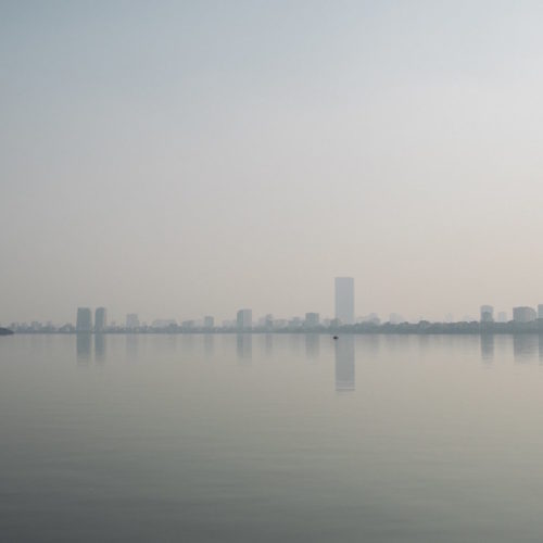 Hanói y la contaminación atmosférica: un espejo del crecimiento acelerado y sus costes socioambientales