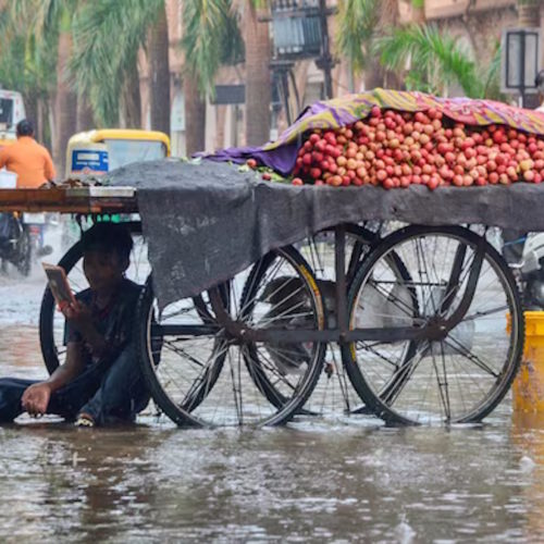 Tecnología punta, drenajes del pasado: la India se ahoga en su propio desarrollo