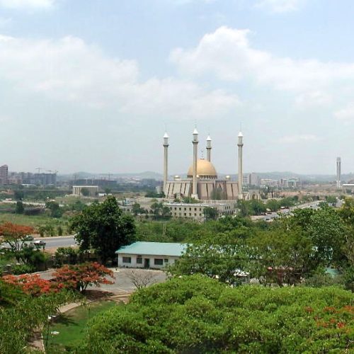 Abuja: la capital planificada de Nigeria y su papel en la articulación del poder político y la identidad nacional