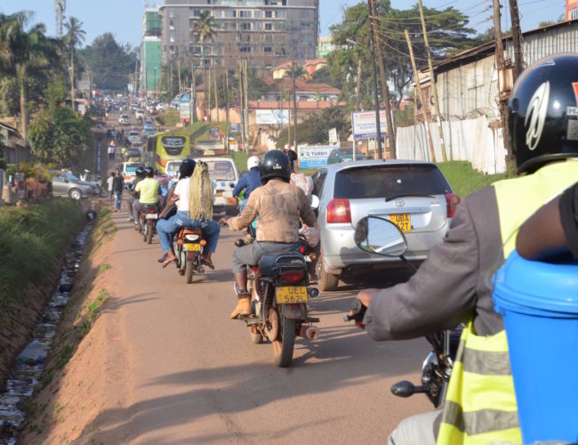 Plataformas digitales y seguridad vial en África: el caso de las mototaxis en Kampala