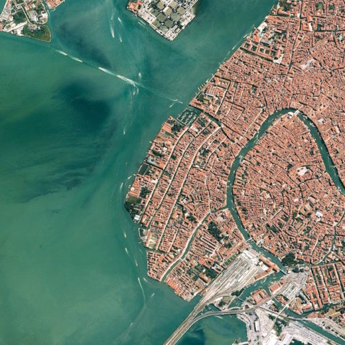 El papel estratégico de los datos satelitales en la transformación de las ciudades inteligentes