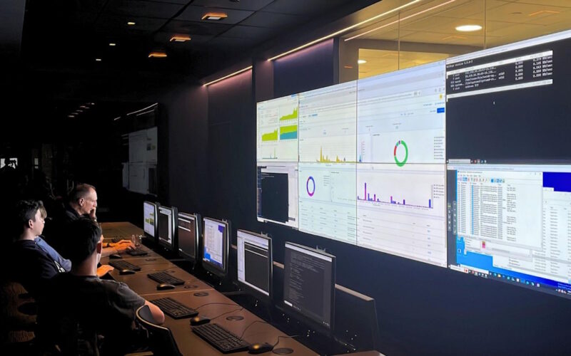 How Institutions Process Information